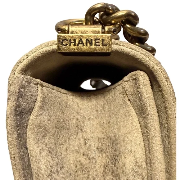 Chanel Large Boy Bag Quilted Suede Beige‎ with Antique Gold Hardware NWOT - Picture 4 of 15